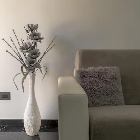 Casa Birmano Nyaraló Taranto